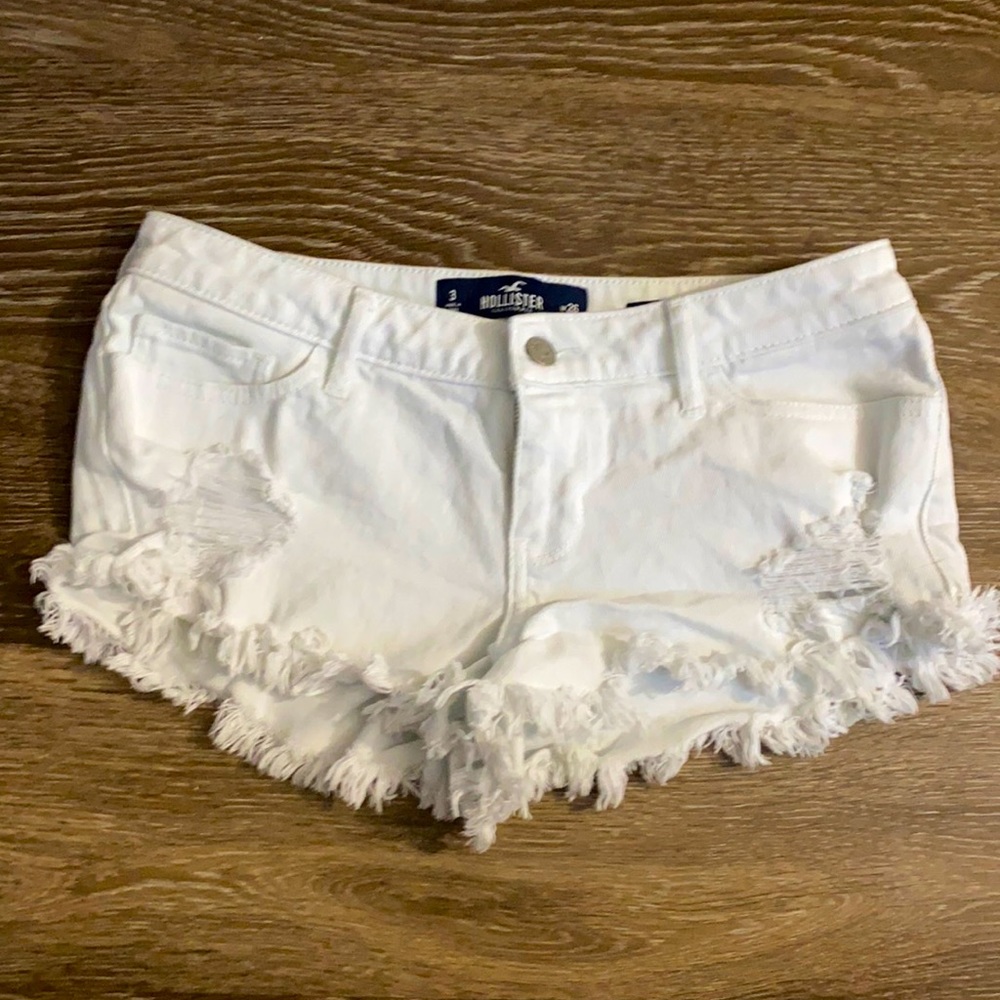 White Hollister Low Rise Midi Short